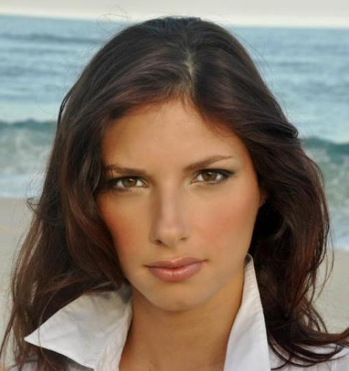 Adriana Serrano